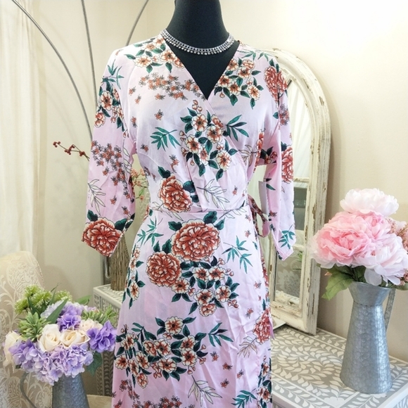🍒NWT🍒 THE ORIENT KIMONO WRAP DRESS - Picture 3 of 13